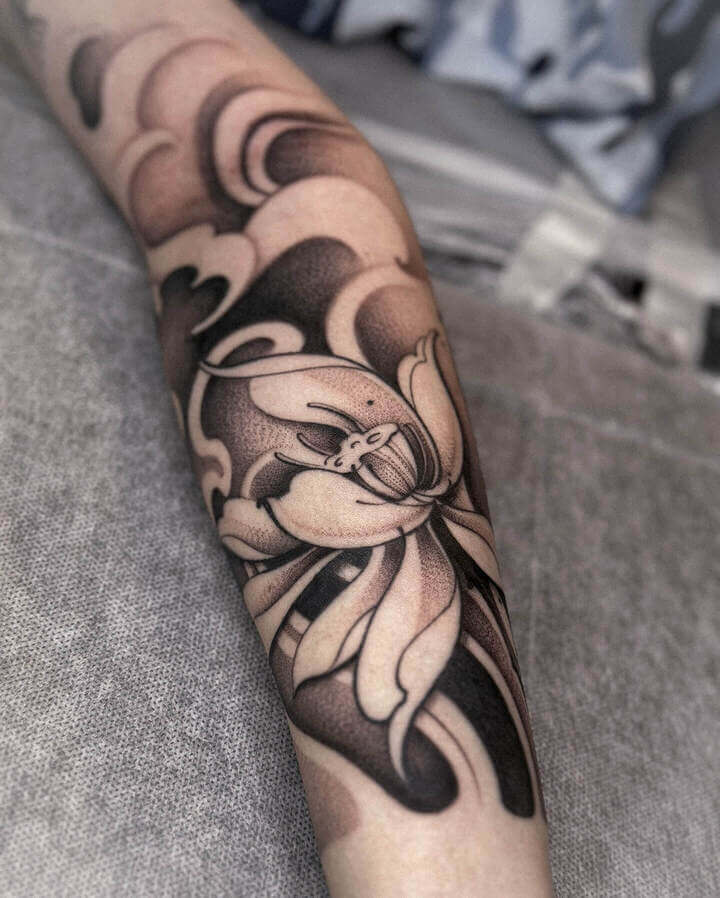 floral tattoo