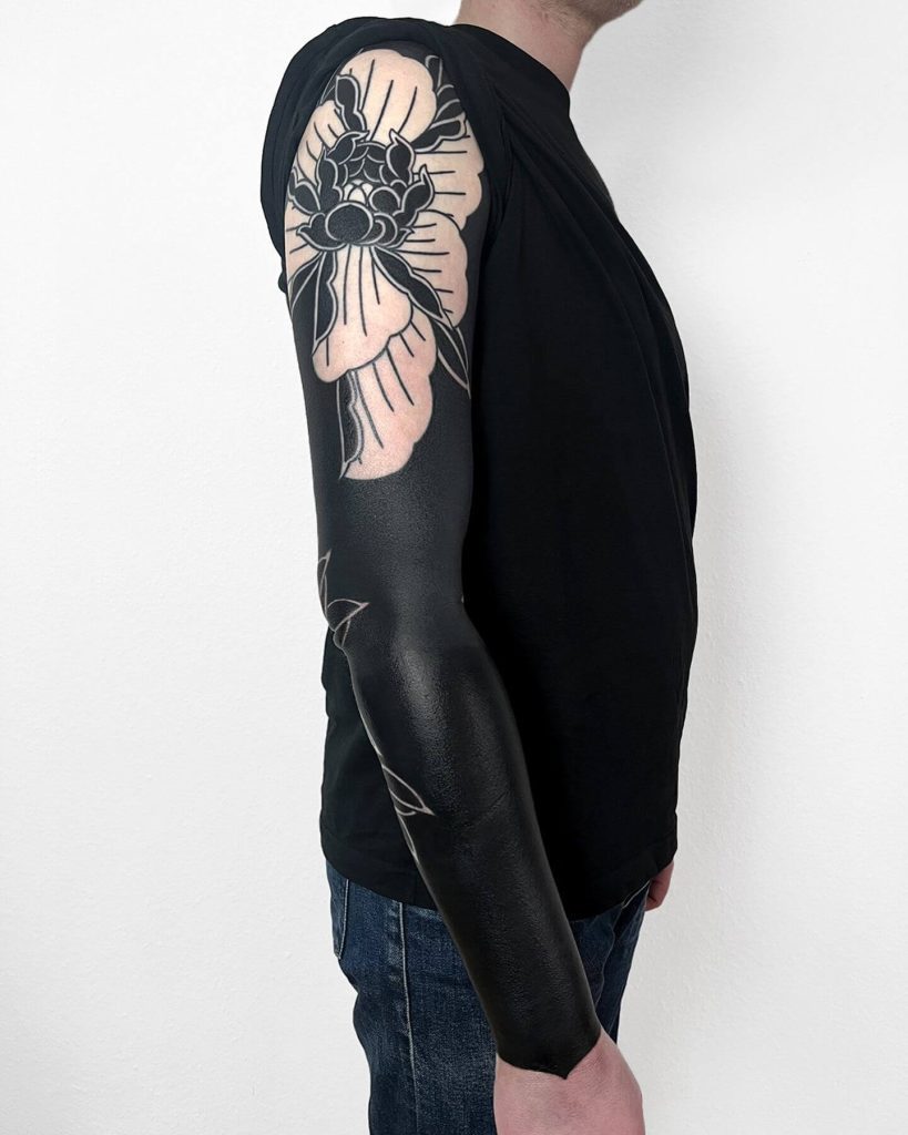 Floral shoulder tattoo